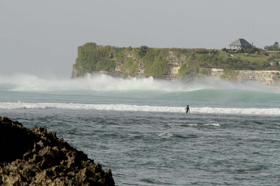 Bingin beach